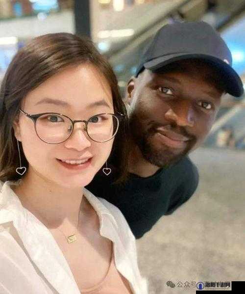 黑人狂躁日本妞无码 A 片视频：探究文化差异与种族观念的冲突