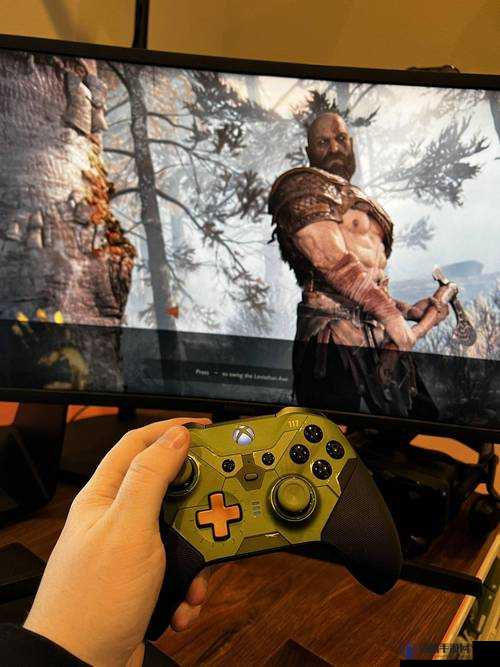 Xbox 高管晒用 Xbox 手柄玩战神 4与 PS5 手柄玩光环对比