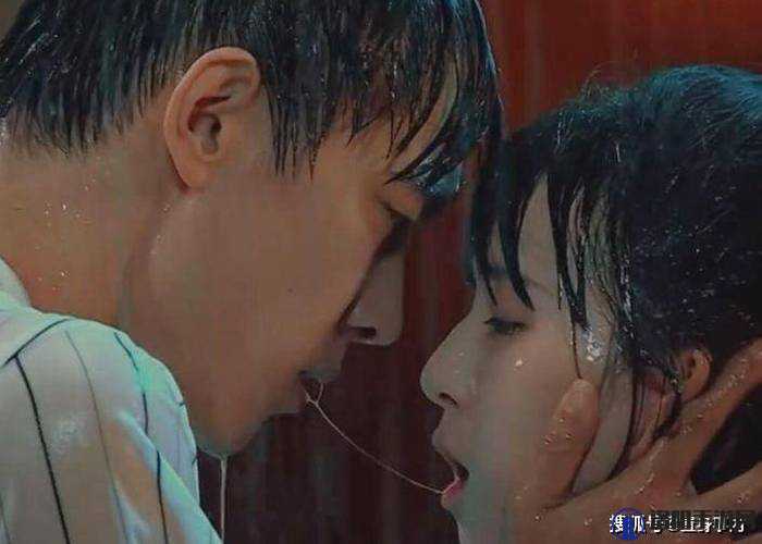 吻戏春意影院：浪漫爱情故事的精彩演绎之地