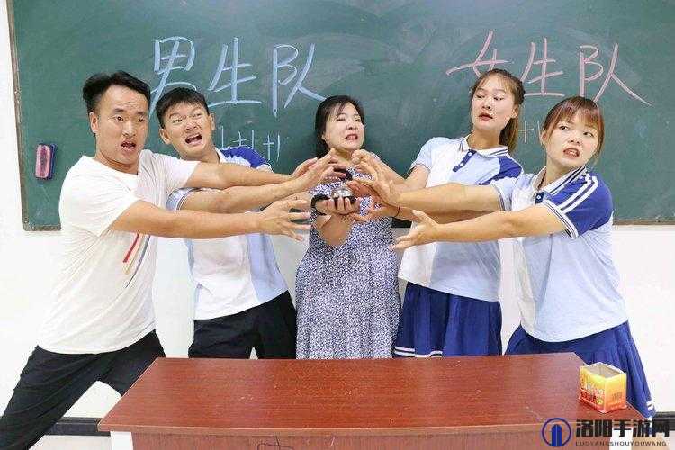 女生和男生一起打扑克，究竟谁能更胜一筹？