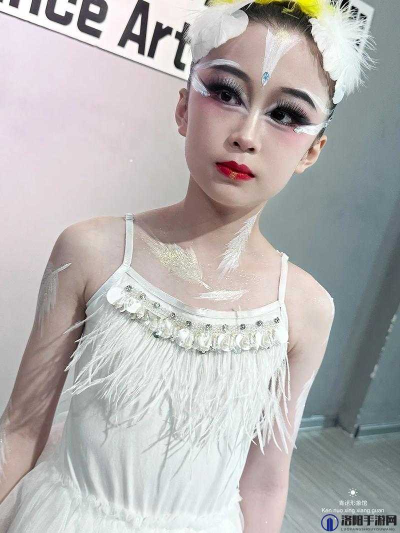 嘿我的宝贝宝贝你今天的妆很 OK：时尚美妆，打造自信魅力妆容