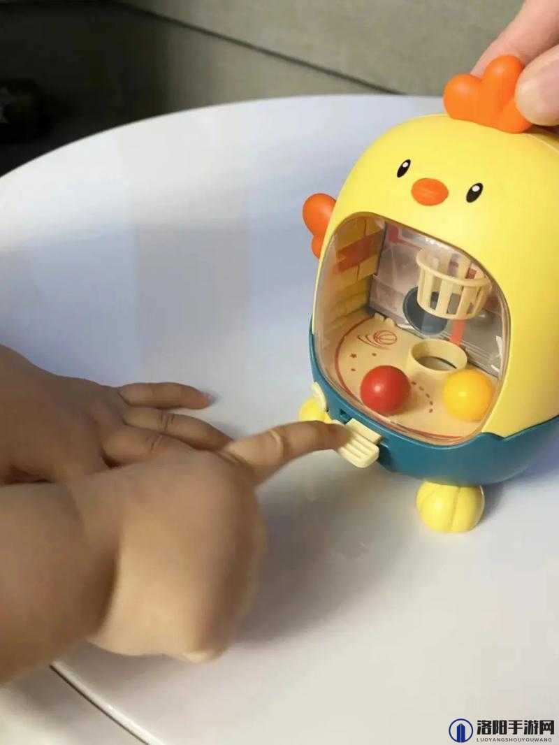 两个球球抖动视频：抖动的球球带来的奇妙视觉体验
