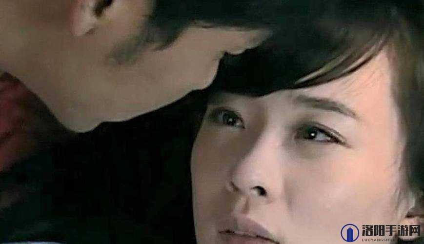 洗澡三十分钟被公强了电影：被寝犯的女性尊严之路