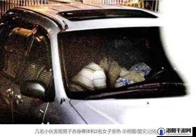 少妇娇喘着在沙发上被疯狂撞击，涌出大量 69XXXXXx 白浆：极致享受