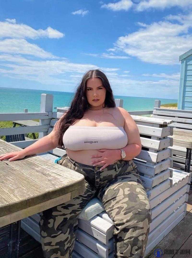 为什么 BBw 美国丰满女自慰如此受欢迎?