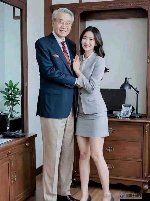 老板和秘书阿爽之间有怎样的故事？他们的关系引发全网好奇与热议