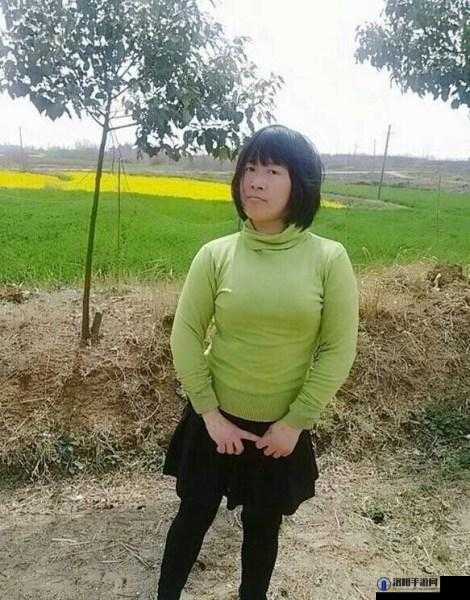 被媮拍的中国农村老女人：是谁在寝犯她们的隐私？