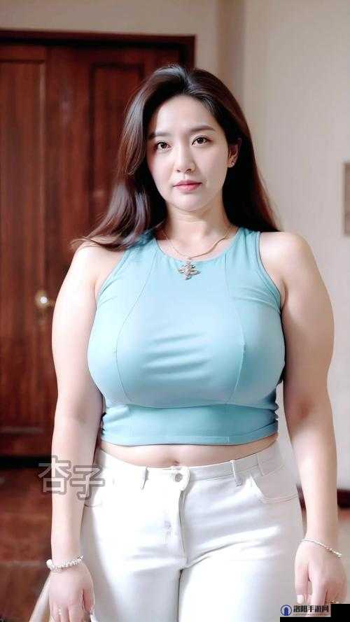 丰满女职员HD高清免费看，在哪里可以找到？引发全网热议的精彩内容