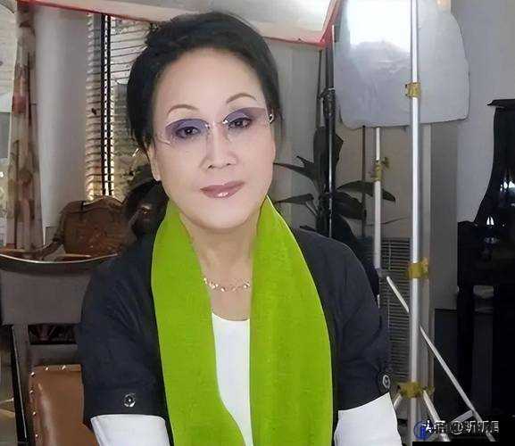 如何看待 80 岁还浪劲大的老女人？