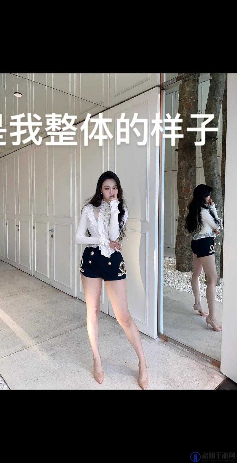 抖音风你的妻子反差婊大揭秘：真实性格与网络形象的巨大反差，网友热议不断