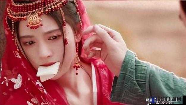 被丝袜捆绑的丽柜女神，你能抵挡得住吗？