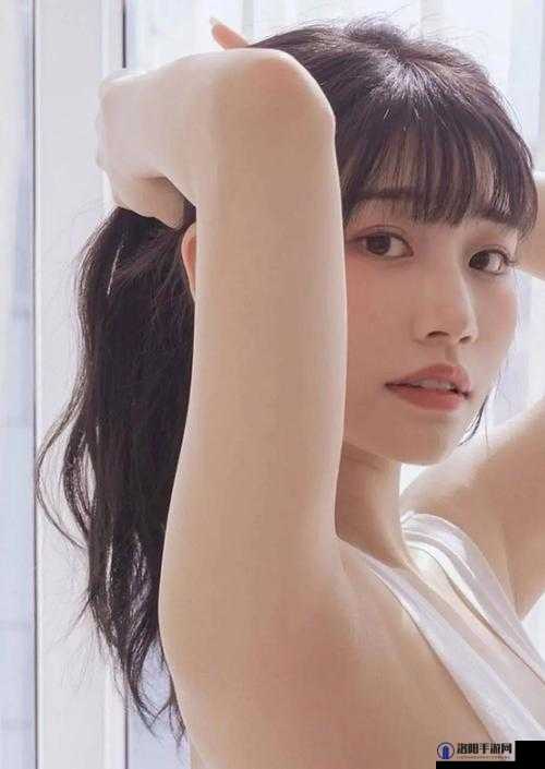 河北彩花的绝美身材在这部作品中展现得淋漓尽致，你不想看看吗？